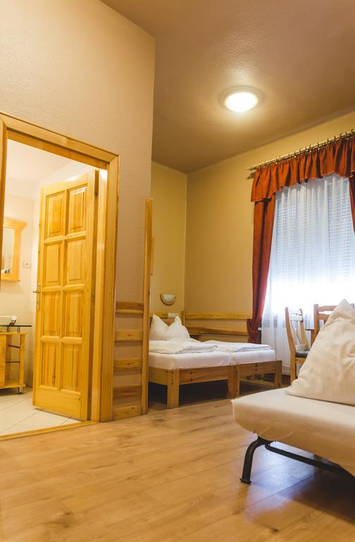 Hotel Karin Будапеща Екстериор снимка